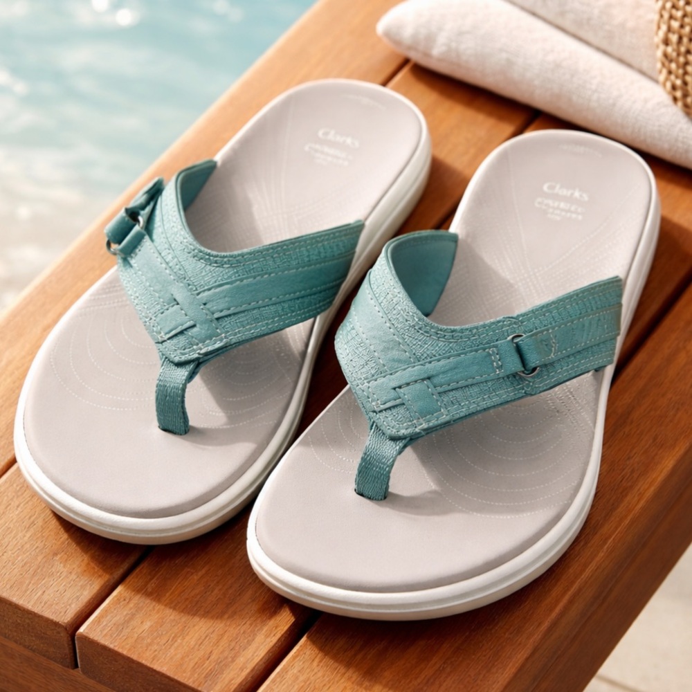 CLARKS Cloud Stepper Flip Flop Sandal Cushion Blue Teal NWOT Women Summer Sz 12